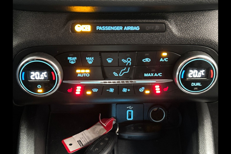 Ford FOCUS Wagon 1.0 EcoBoost ST Line Business | Origineel NL | Trekhaak | Adaptieve Cruise/Control | Carplay | Camera |