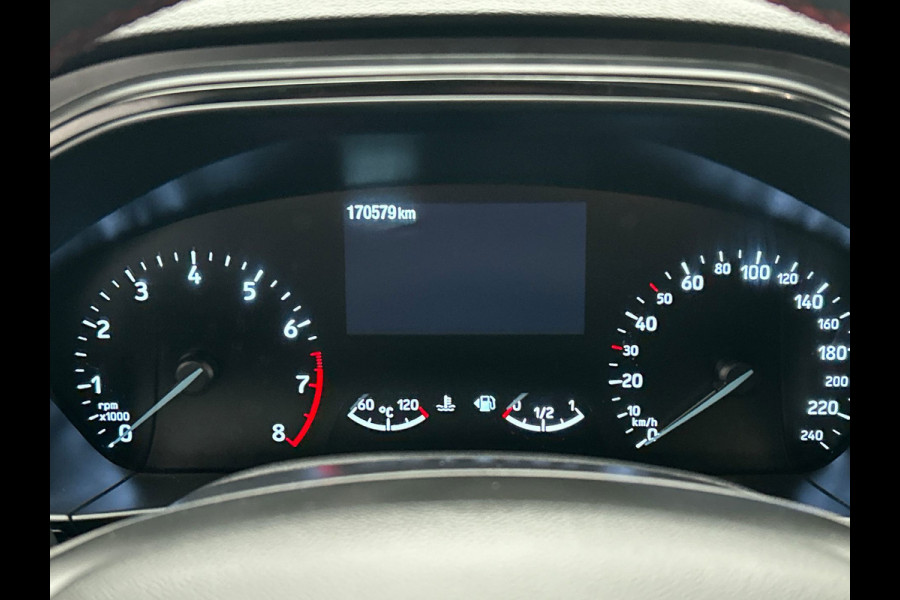 Ford FOCUS Wagon 1.0 EcoBoost ST Line Business | Origineel NL | Trekhaak | Adaptieve Cruise/Control | Carplay | Camera |