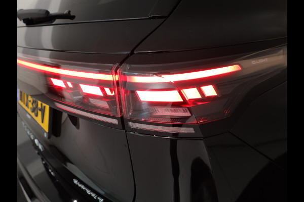 Volkswagen Tiguan 1.5 eHybrid R-Line Edition 272 pk Automaat (DSG) | Verlengde garantie | Navigatie | Panoramadak | Parkeersensoren (Park assist) | Rondomzicht camera | Stoelverwarming v/a | R-Line |