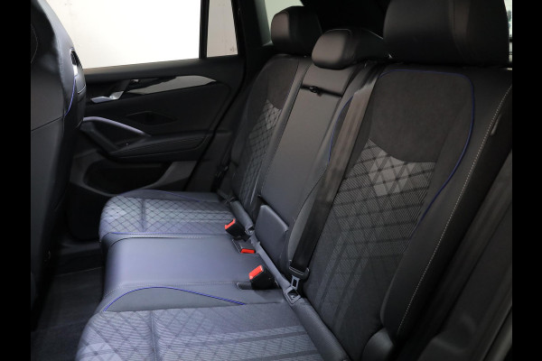 Volkswagen Tiguan 1.5 eHybrid R-Line Edition 272 pk Automaat (DSG) | Verlengde garantie | Navigatie | Panoramadak | Parkeersensoren (Park assist) | Rondomzicht camera | Stoelverwarming v/a | R-Line |