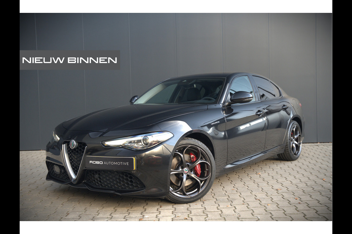 Alfa Romeo Giulia 2.0 T AWD Veloce Q4 | Harman Kardon | Stuurverwarming | Stoelverwarming | Memory Seat | Keyless | Adaptive Cruise Control | Camera | Navigatie | DNA | Leer | QV Velgen | Elektrische Stoelen | Dodehoek Detectie |