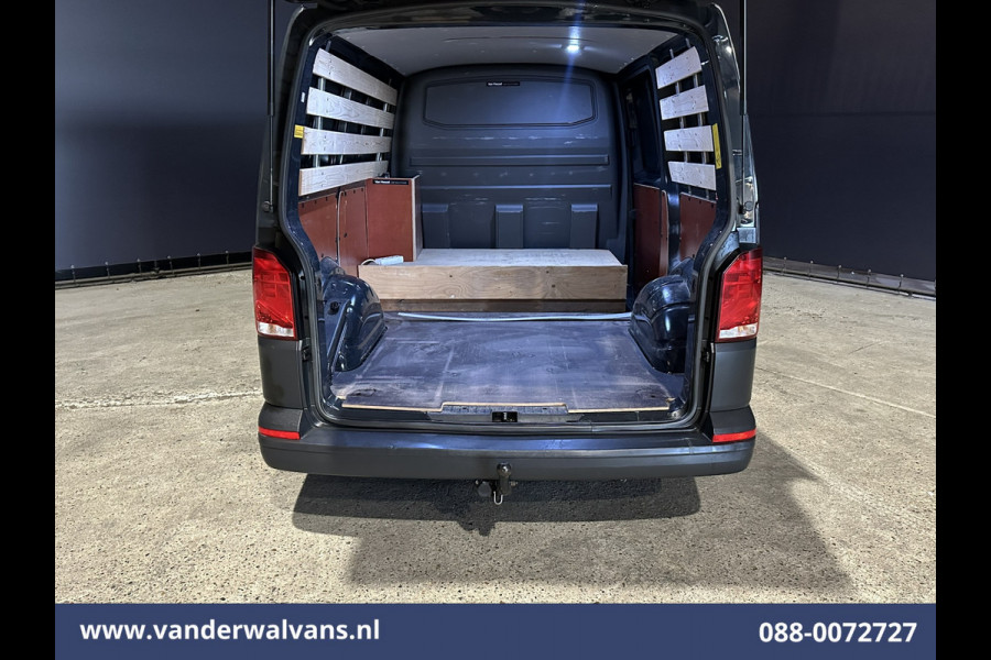Volkswagen Transporter 2.0 TDI L1H1 Euro6 Airco | Cruisecontrol | Trekhaak Bijrijdersbank, Achterklep