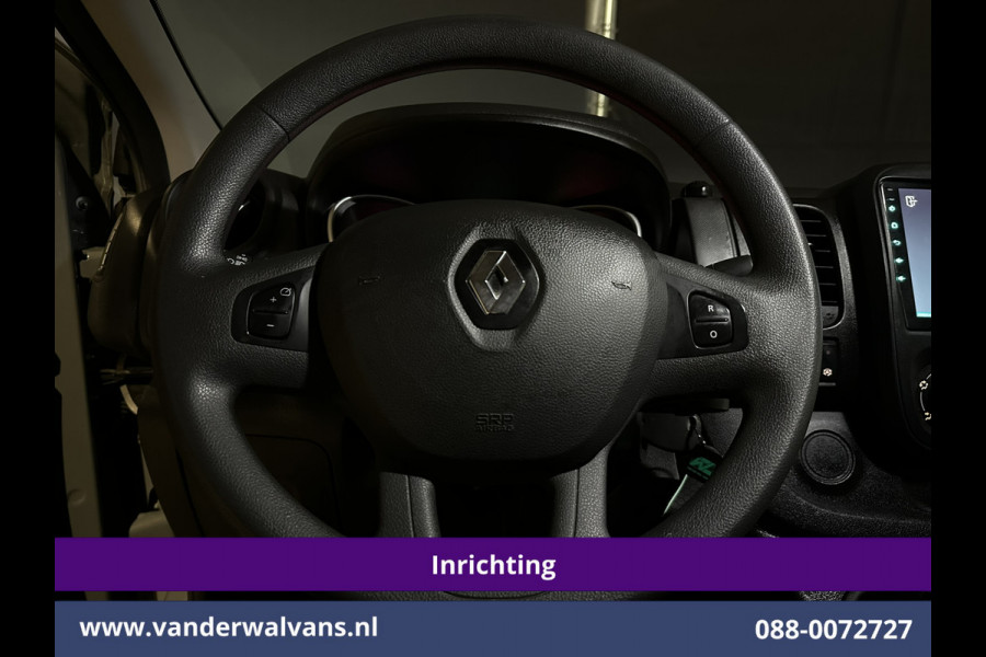 Renault Trafic 2.0 dCi 120pk L2H1 Inrichting Euro6 Airco | LM velgen | Trekhaak | Cruisecontrol | LED Parkeersensoren, Sidebars, Bijrijdersbank