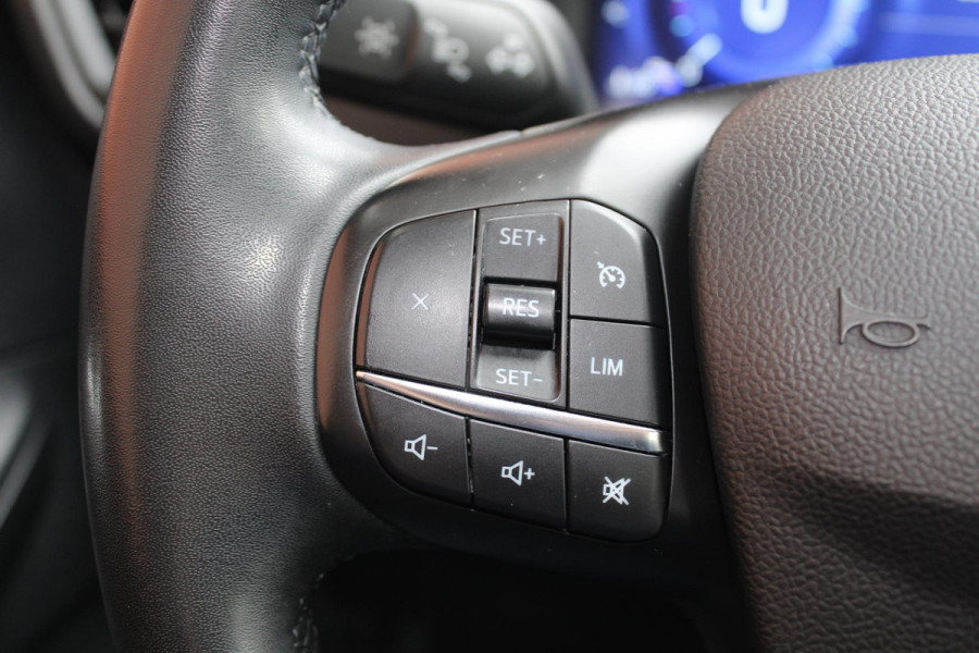 Ford Kuga 1.5 EcoBoost Titanium 150pk | Trekhaak | Winter Pack | Navigatie | Camera