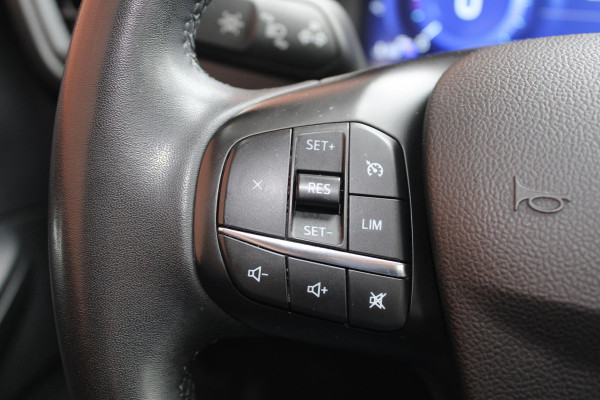 Ford Kuga 1.5 EcoBoost Titanium 150pk | Trekhaak | Winter Pack | Navigatie | Camera