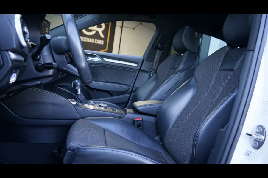 Audi A3 Limousine 35 TFSI 3x S Line Black Optik AUTOMAAT-BANG OLUFSEN-CAMERA-KEYLESS-PANORAMA-VIRTUEEL