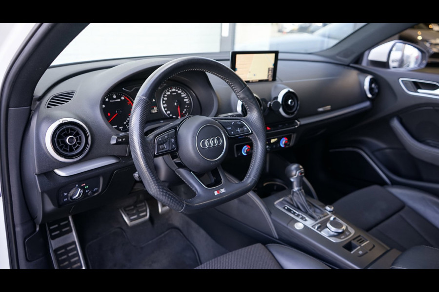 Audi A3 Limousine 35 TFSI 3x S Line Black Optik AUTOMAAT-BANG OLUFSEN-CAMERA-KEYLESS-PANORAMA-VIRTUEEL