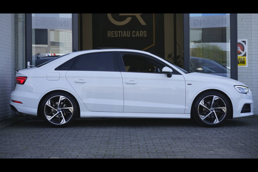 Audi A3 Limousine 35 TFSI 3x S Line Black Optik AUTOMAAT-BANG OLUFSEN-CAMERA-KEYLESS-PANORAMA-VIRTUEEL