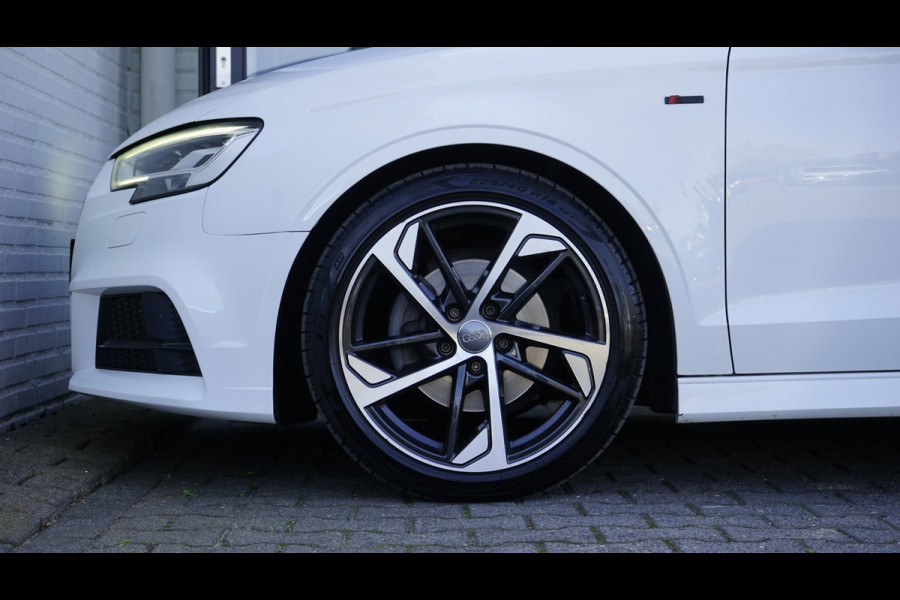 Audi A3 Limousine 35 TFSI 3x S Line Black Optik AUTOMAAT-BANG OLUFSEN-CAMERA-KEYLESS-PANORAMA-VIRTUEEL