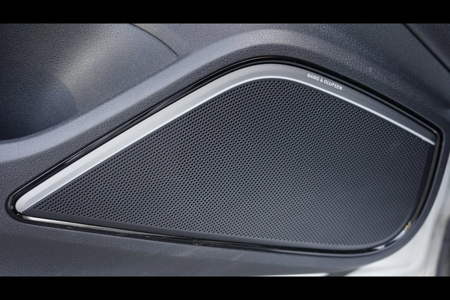 Audi A3 Limousine 35 TFSI 3x S Line Black Optik AUTOMAAT-BANG OLUFSEN-CAMERA-KEYLESS-PANORAMA-VIRTUEEL