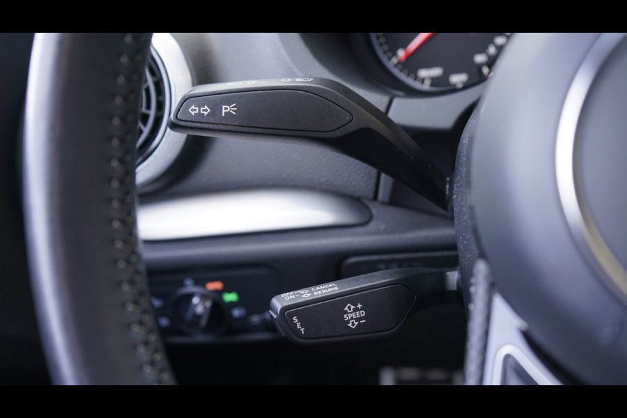 Audi A3 Limousine 35 TFSI 3x S Line Black Optik AUTOMAAT-BANG OLUFSEN-CAMERA-KEYLESS-PANORAMA-VIRTUEEL
