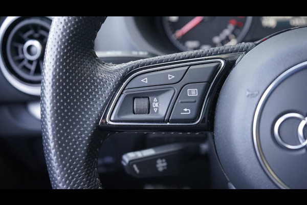 Audi A3 Limousine 35 TFSI 3x S Line Black Optik AUTOMAAT-BANG OLUFSEN-CAMERA-KEYLESS-PANORAMA-VIRTUEEL
