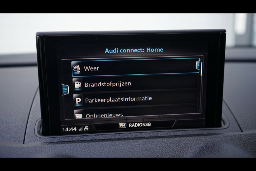 Audi A3 Limousine 35 TFSI 3x S Line Black Optik AUTOMAAT-BANG OLUFSEN-CAMERA-KEYLESS-PANORAMA-VIRTUEEL