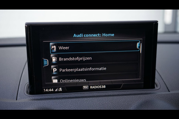 Audi A3 Limousine 35 TFSI 3x S Line Black Optik AUTOMAAT-BANG OLUFSEN-CAMERA-KEYLESS-PANORAMA-VIRTUEEL