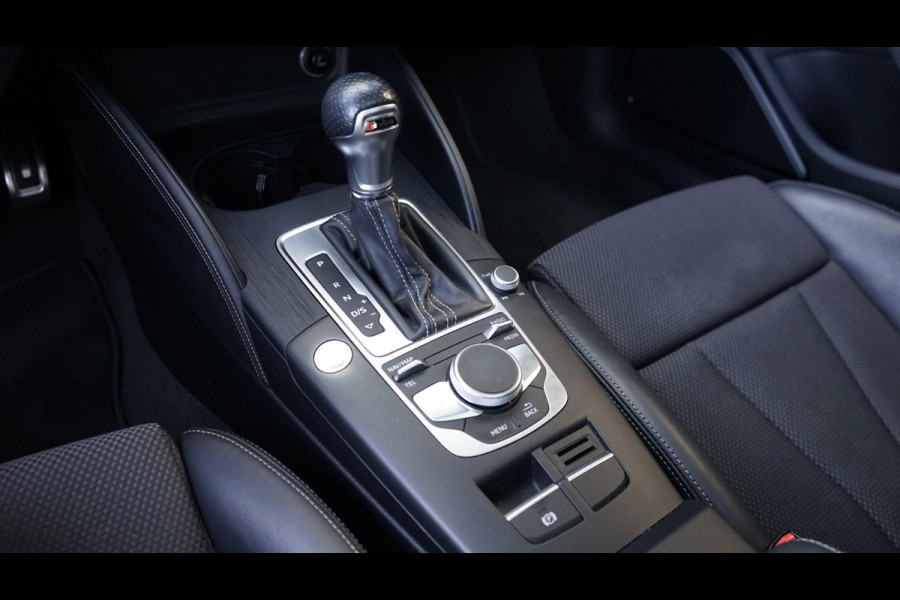Audi A3 Limousine 35 TFSI 3x S Line Black Optik AUTOMAAT-BANG OLUFSEN-CAMERA-KEYLESS-PANORAMA-VIRTUEEL