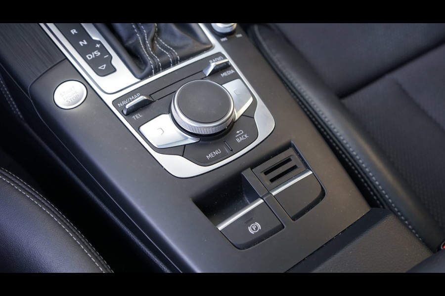 Audi A3 Limousine 35 TFSI 3x S Line Black Optik AUTOMAAT-BANG OLUFSEN-CAMERA-KEYLESS-PANORAMA-VIRTUEEL