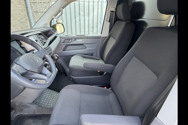 Volkswagen Transporter 2.0 TDI L2H1 150PK Euro6 CarPlay/cruise control/Trekhaak/dab