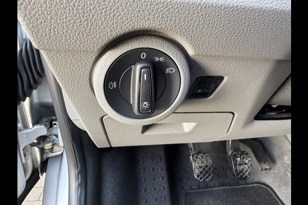 Volkswagen Transporter 2.0 TDI L2H1 150PK Euro6 CarPlay/cruise control/Trekhaak/dab