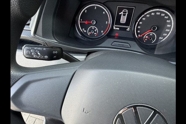 Volkswagen Transporter 2.0 TDI L2H1 150PK Euro6 CarPlay/cruise control/Trekhaak/dab