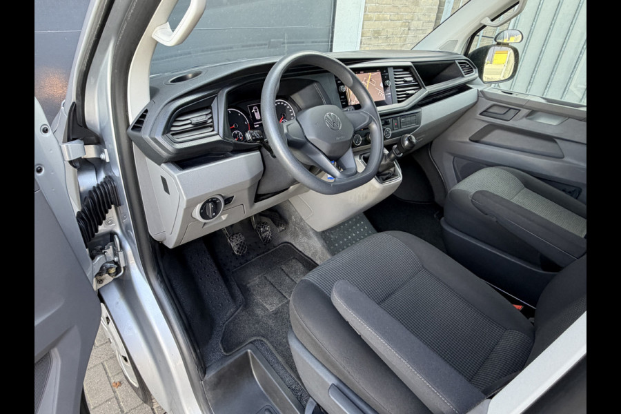 Volkswagen Transporter 2.0 TDI L2H1 150PK Euro6 CarPlay/cruise control/Trekhaak/dab
