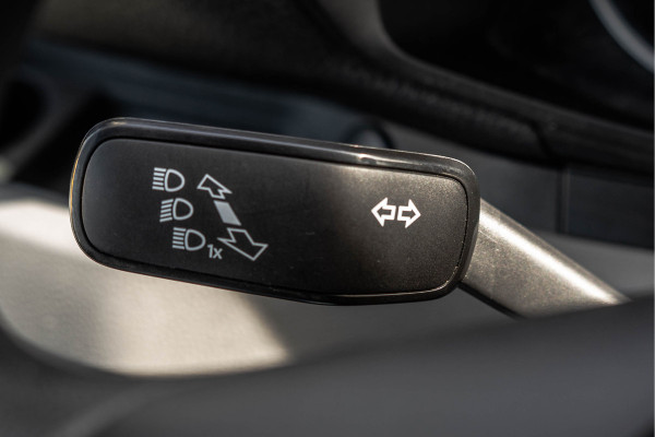 Volkswagen Crafter 2.0TDI L3H3 | 177 PK | 3-Zits | PDC | Airco