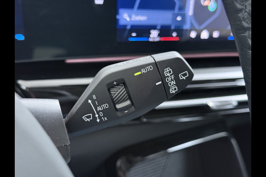 BMW X1 xDrive25e 4WD Hybride 245pk AUT-7 Leer Trekhaak M Shadow-Line Connected-Pro LED Adap.Cruise+File-Assist (semi-Auto-Pilot Xline C 18"lm Elek.Achterklep ConnectDrive Lmv Isofix DAB Led Regen-Lichtsensor Lane Assist Wifi AWD Hybrid met 16,3kw Groot accu pakket Automaat 1.700KG Trekvermogen 1e Eigenaar Origineel Nederlandse Auto Dealeronderhouden