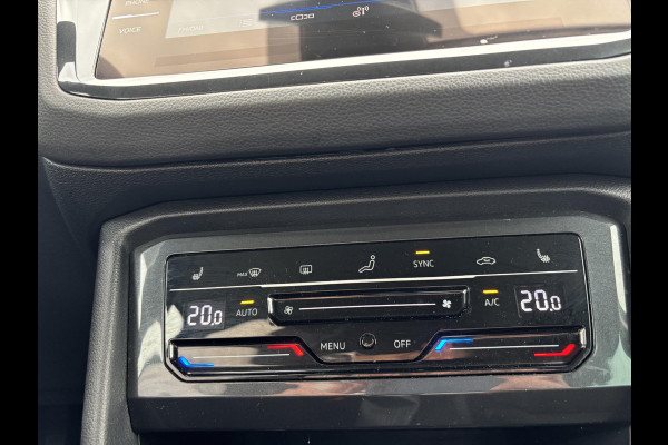 Volkswagen Tiguan 1.5 TSI Life Business | Trekhaak | Stoeverwarming | Adaptive cruise | Navigatie | Elektrische Klep | Parkeersensoren |