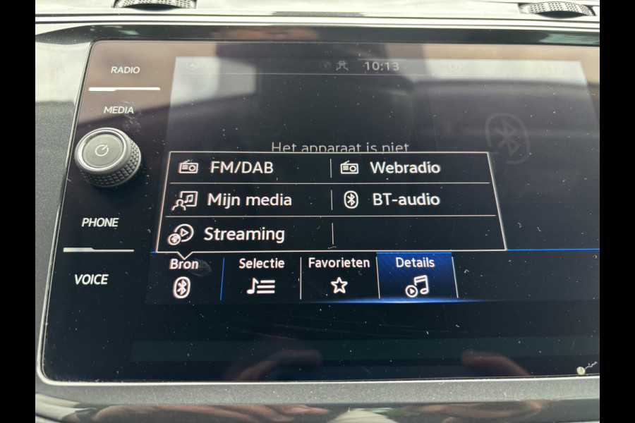 Volkswagen Tiguan 1.5 TSI Life Business | Trekhaak | Stoeverwarming | Adaptive cruise | Navigatie | Elektrische Klep | Parkeersensoren |