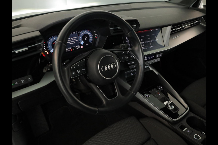 Audi A3 Sportback 30 TFSI Advanced edition 110 pk S-tronic | Navigatie | Parkeersensoren achter | LED koplampen | Apple Carplay/Android Auto | Autom. airco |
