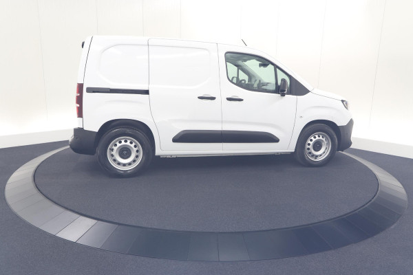 Citroën E-Berlingo 136 L1 50 kWh | Camera | Laadruimte-pakket | Dodehoekdetectie | Navigatie | 3 Zitplaatsen