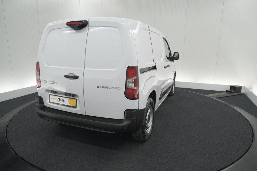 Citroën E-Berlingo 136 L1 50 kWh | Camera | Laadruimte-pakket | Dodehoekdetectie | Navigatie | 3 Zitplaatsen
