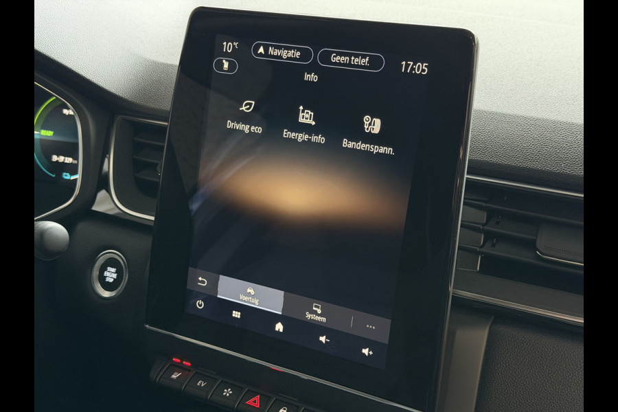 Renault Captur PLUG IN HYBRID BENZINE EN 60KM ELEKTRISCH 1.6 PHEV AT INTENSE+ NW AUTO / CAMERA / NAVI LED STOELVERW PLUG IN HYBRID