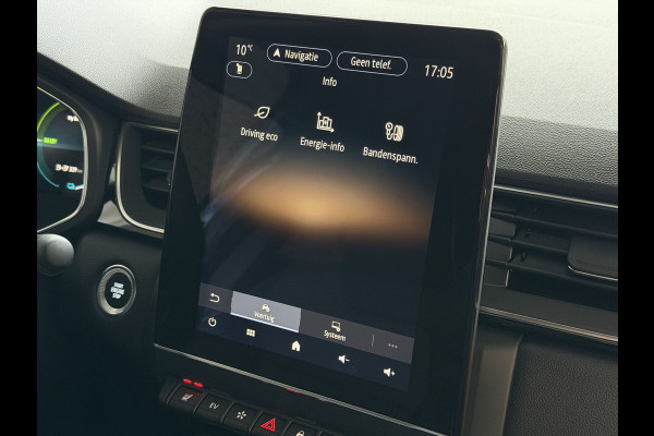 Renault Captur PLUG IN HYBRID BENZINE EN 60KM ELEKTRISCH 1.6 PHEV AT INTENSE+ NW AUTO / CAMERA / NAVI LED STOELVERW PLUG IN HYBRID