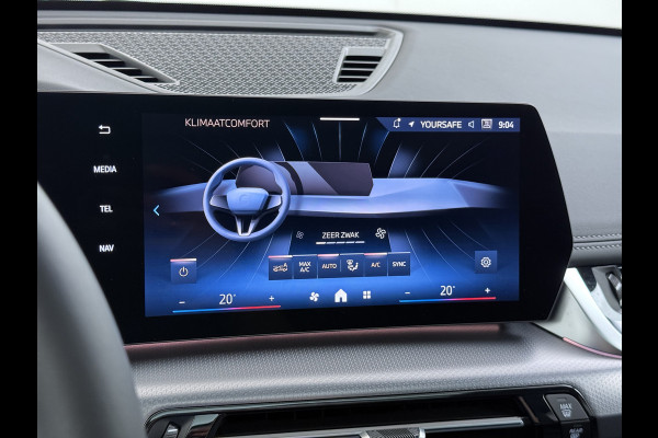 BMW iX1 eDrive20 67kWh M Sport pakket Pano-Dak/Schuif-dak Leer SOH 100% Warmtepomp Camera Navi Ecc PDC-a+v Apple Carplay Android Auto Elek.Achterklep Zwarte-Hemel VerkeersbordHerkenning WiFi M Aerodynamica  Lmv Led Privacy Glas Isofix DAB Keyless Wifi 1e Eigenaar Origineel Nederlandse Auto !!