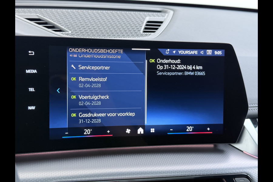 BMW iX1 eDrive20 67kWh M Sport pakket Pano-Dak/Schuif-dak Leer SOH 100% Warmtepomp Camera Navi Ecc PDC-a+v Apple Carplay Android Auto Elek.Achterklep Zwarte-Hemel VerkeersbordHerkenning WiFi M Aerodynamica  Lmv Led Privacy Glas Isofix DAB Keyless Wifi 1e Eigenaar Origineel Nederlandse Auto !!