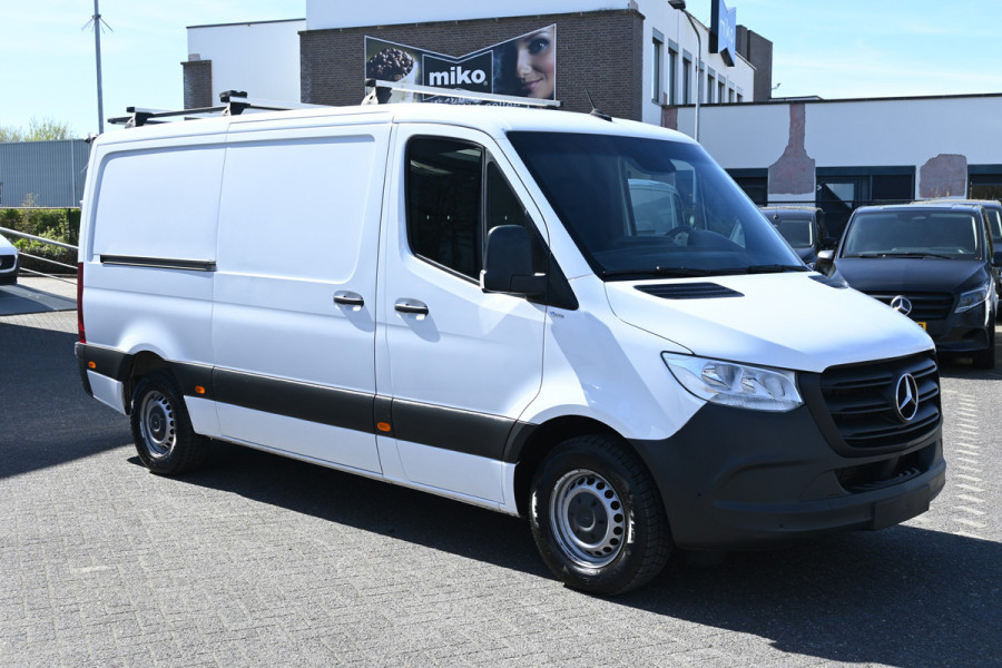 Mercedes-Benz Sprinter 315 CDI L2H1 RWD Geveerde stoel, Camera, Trekhaak, Standkachel