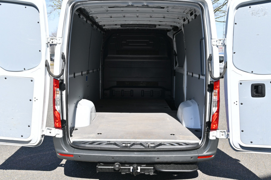 Mercedes-Benz Sprinter 315 CDI L2H1 RWD Geveerde stoel, Camera, Trekhaak, Standkachel
