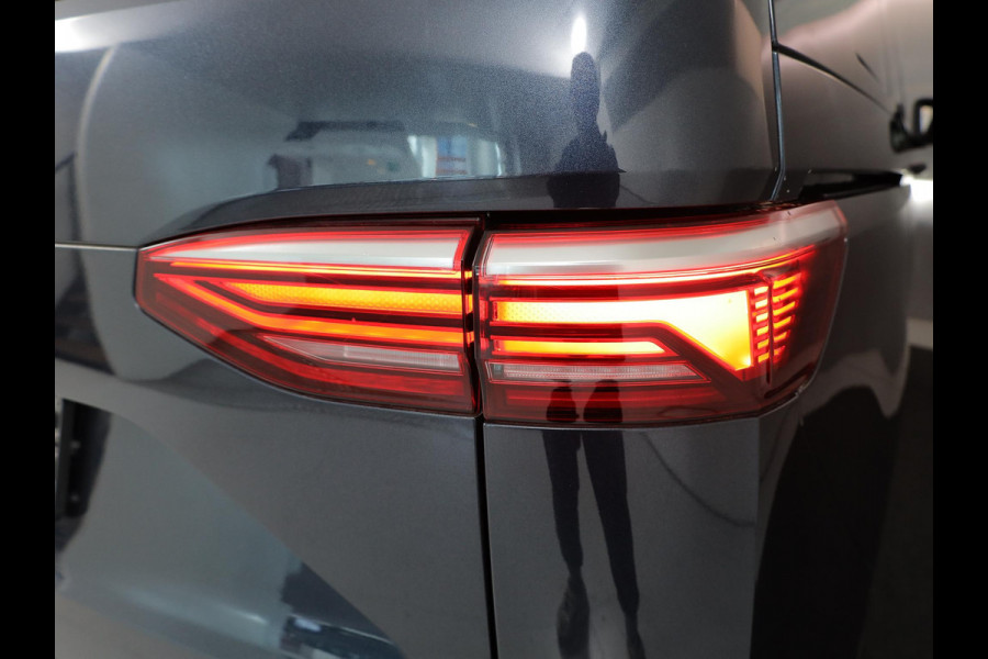 Volkswagen Multivan 1.4 eHybrid L2H1 Energetic 218pk| Navi| Pano-dak| trekhaak wegklpbr|  2-2-3