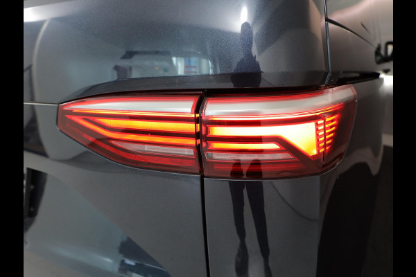 Volkswagen Multivan 1.4 eHybrid L2H1 Energetic 218pk| Navi| Pano-dak| trekhaak wegklpbr|  2-2-3