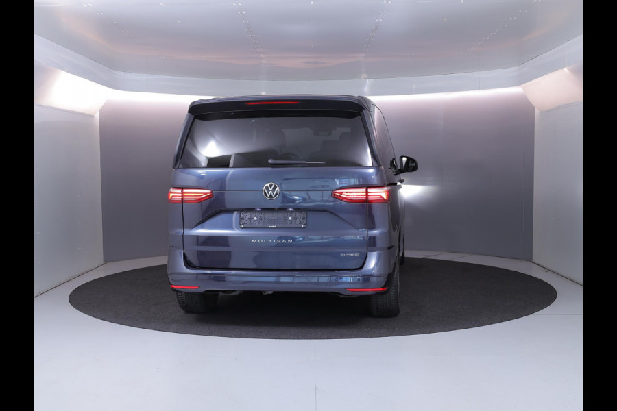 Volkswagen Multivan 1.4 eHybrid L2H1 Energetic 218pk| Navi| Pano-dak| trekhaak wegklpbr|  2-2-3