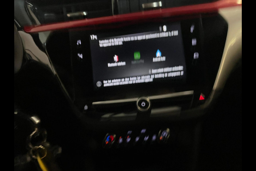 Opel Corsa 1.2 GS Line AIRCO CRUISE ZWART DAK ZWARTE 16 INCH VELGEN SPORTSTOELEN APPLE CARPLAY