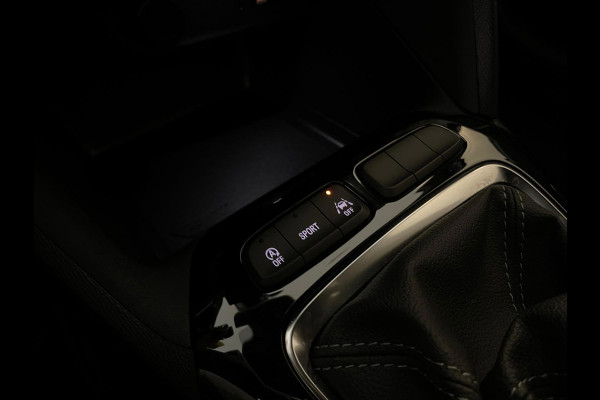 Opel Corsa 1.2 GS Line AIRCO CRUISE ZWART DAK ZWARTE 16 INCH VELGEN SPORTSTOELEN APPLE CARPLAY