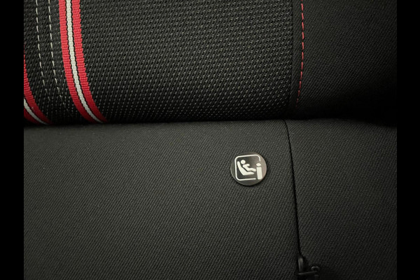 Opel Corsa 1.2 GS Line AIRCO CRUISE ZWART DAK ZWARTE 16 INCH VELGEN SPORTSTOELEN APPLE CARPLAY