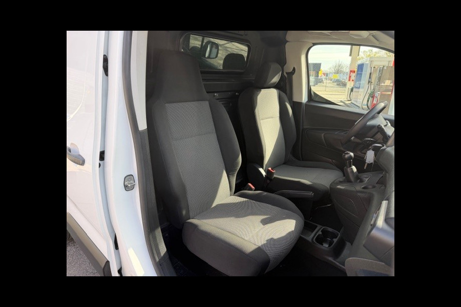 Peugeot Partner 1.5 BlueHDI Pro AIRCO I TREKHAAK I IMPERIAAL I ELEKTRISCHE RAMEN EN SPIEGELS