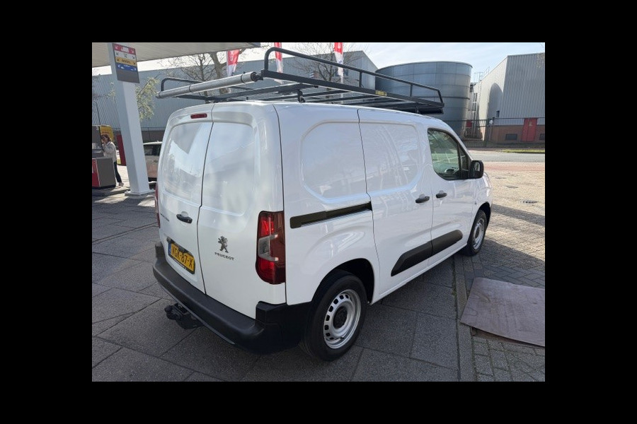 Peugeot Partner 1.5 BlueHDI Pro AIRCO I TREKHAAK I IMPERIAAL I ELEKTRISCHE RAMEN EN SPIEGELS