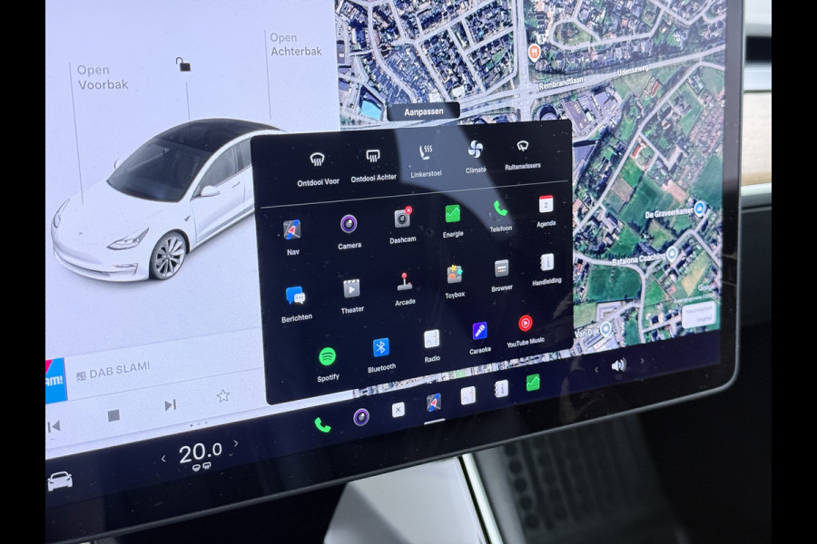 Tesla Model 3 SR+ 325PK LFP-Accu SOH 89.6% Lmv 19" AutoPilot Leer Pano-Dak Adaptive Cruise Lmv 18" Camera's Elektr.-Stuur+Stoelen+Spiegels+Geh Ecc Navi Led DAB Voorverwarmen interieur via App Keyless One-Pedal-Drive Wifi 1e Eigenaar Origineel Nederlandse Auto LFP accu dus 100% opladen!