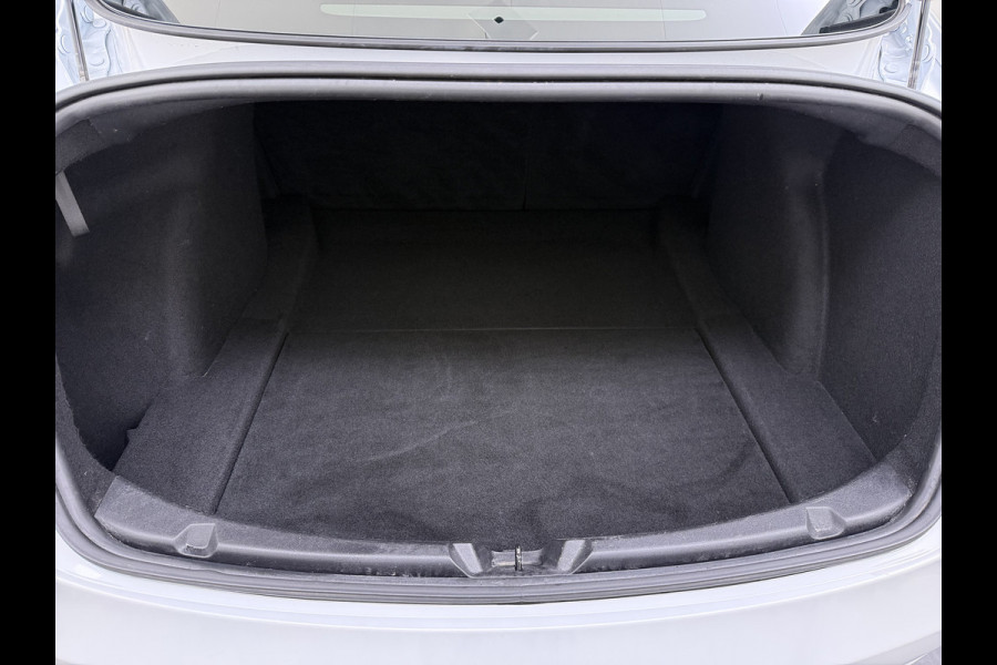 Tesla Model 3 SR+ 325PK LFP-Accu SOH 89.6% Lmv 19" AutoPilot Leer Pano-Dak Adaptive Cruise Lmv 18" Camera's Elektr.-Stuur+Stoelen+Spiegels+Geh Ecc Navi Led DAB Voorverwarmen interieur via App Keyless One-Pedal-Drive Wifi 1e Eigenaar Origineel Nederlandse Auto LFP accu dus 100% opladen!