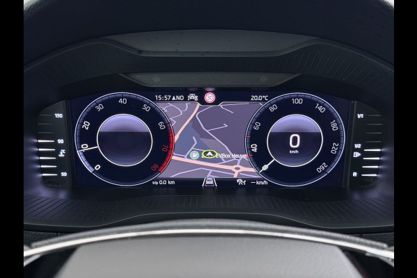 Škoda Karoq 1.5T 150pk ACT Trekhaak Adap.Cruise Camera Navi Virtual Cockpit ECC Apple Carplay Android PDC StoelverwarmingVerschuifbare Achte Comfort Pack Lmv Led Isofix DAB Voorruitverwarming Regen-Lichtsensor File Assist Verkeersbord Detectie 1.500KG Trekgewicht 1e Eigenaar Origineel Nederlandse Auto Bij 110.000km nog Beurt gehad! 1.500kg Trekgewicht! EURO6