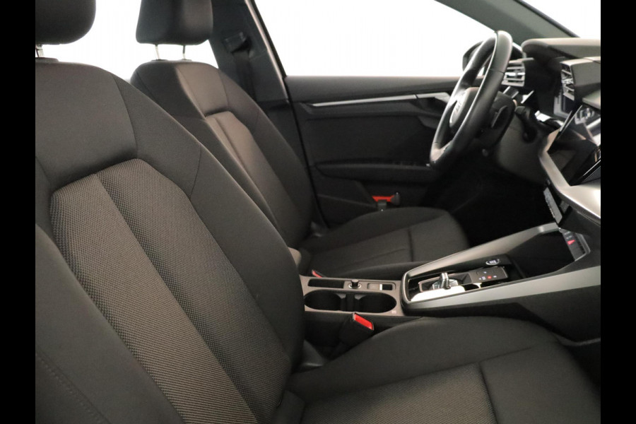 Audi A3 Sportback 30 TFSI Pro Line 110 pk S-tronic | Verlengde garantie | Navigatie via App | Parkeersensoren achter | Apple Carplay/Android Auto | LED koplampen |