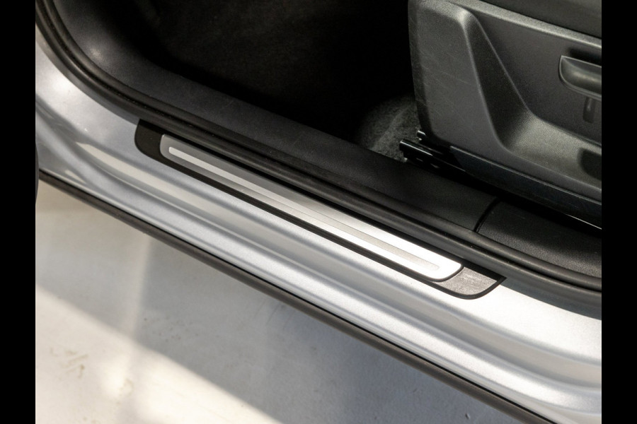 Audi Q2 35 TFSI Advanced edition / 150pk / Stoelverwarming / Adaptieve cruise control / Elektrische achterklep /